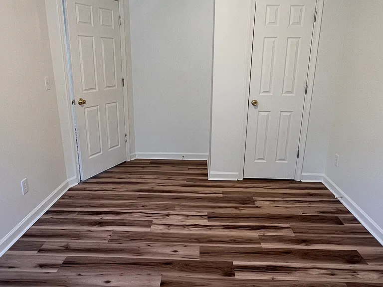 1046 Bridge Ave — Photo 17