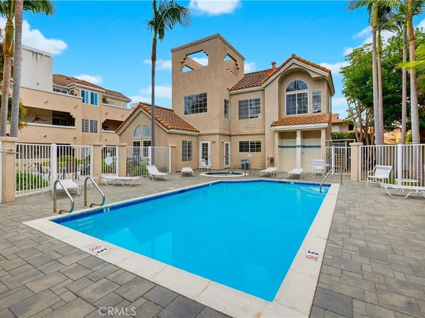 4581 Warner Ave APT 302, Huntington Beach, CA 92649