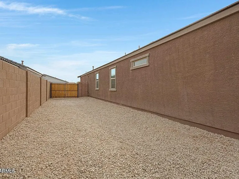 2570 E Corazon Trl — Photo 33