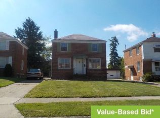 18304 Waterbury Ave, Maple Heights, OH