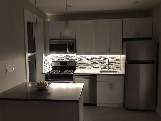 Rented by Living Dream Realty | media 16