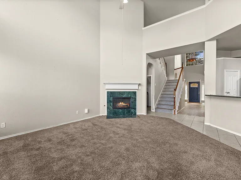 5544 Clay Ct — Photo 3