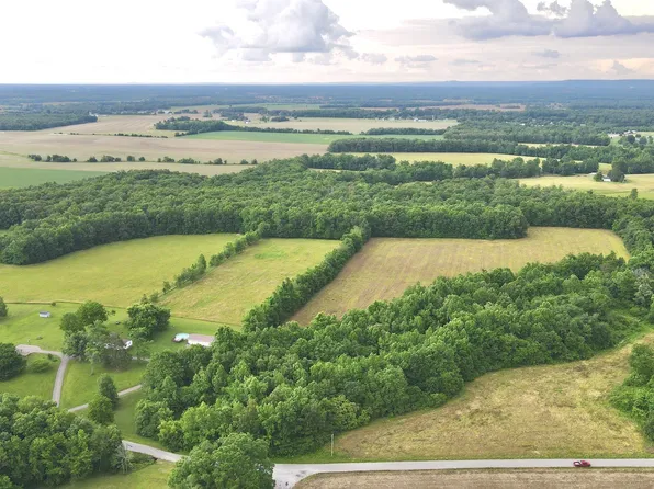 2029 Bush Rd, Bradyville, TN 37026