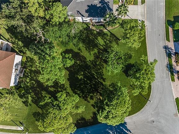 2nd image of Harbour Watch Cir Lot 117