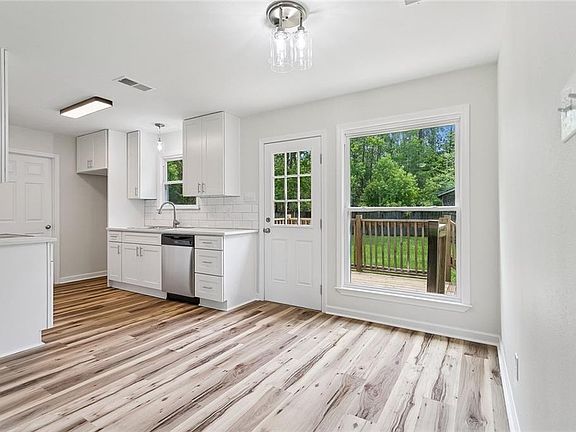 5th image of 26315 Sunrise Lake Dr