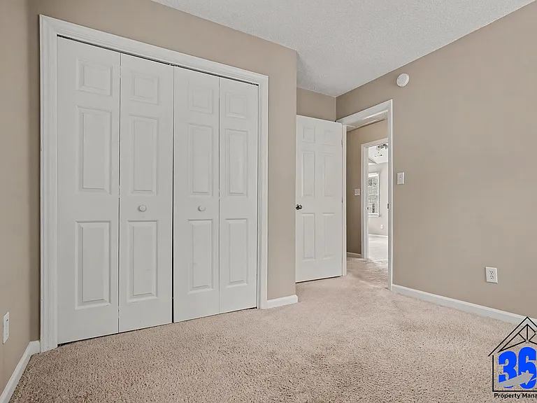 5524 Edgebury Rd — Photo 20