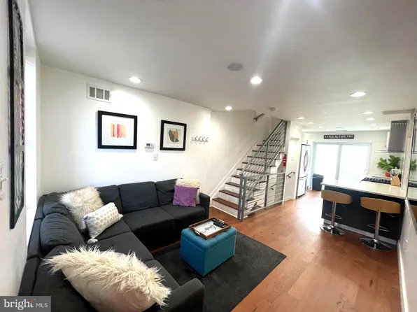 130 W Thompson St, Philadelphia, PA 19122