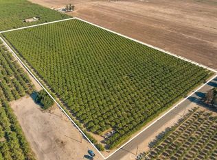 1 Longview Rd, Livingston, CA 95334