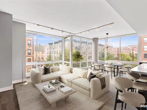 1100 Maxwell Lane #433, Hoboken, NJ 07030