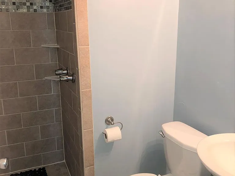 1406 Little John Rd — Photo 31