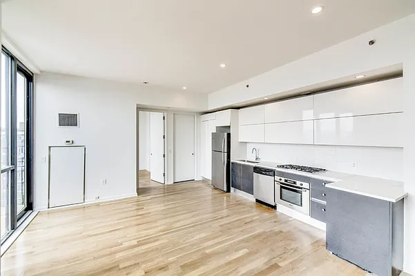 Rented by MNS | media 14