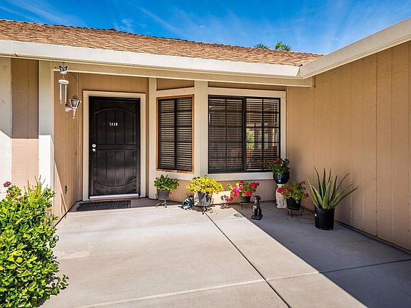 4th image of 2207 Maricopa Way