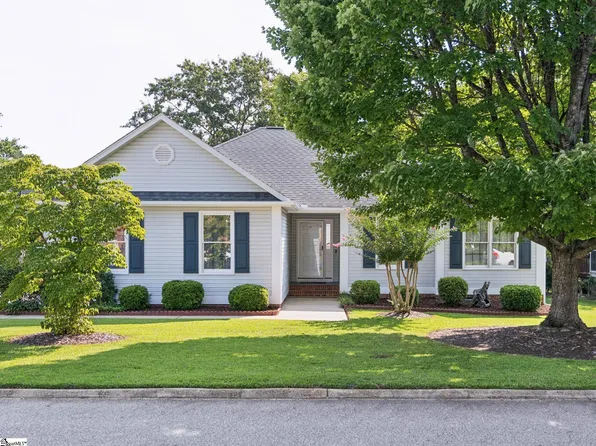 12 Fitzpatrick Ct, Fountain Inn, SC 29644