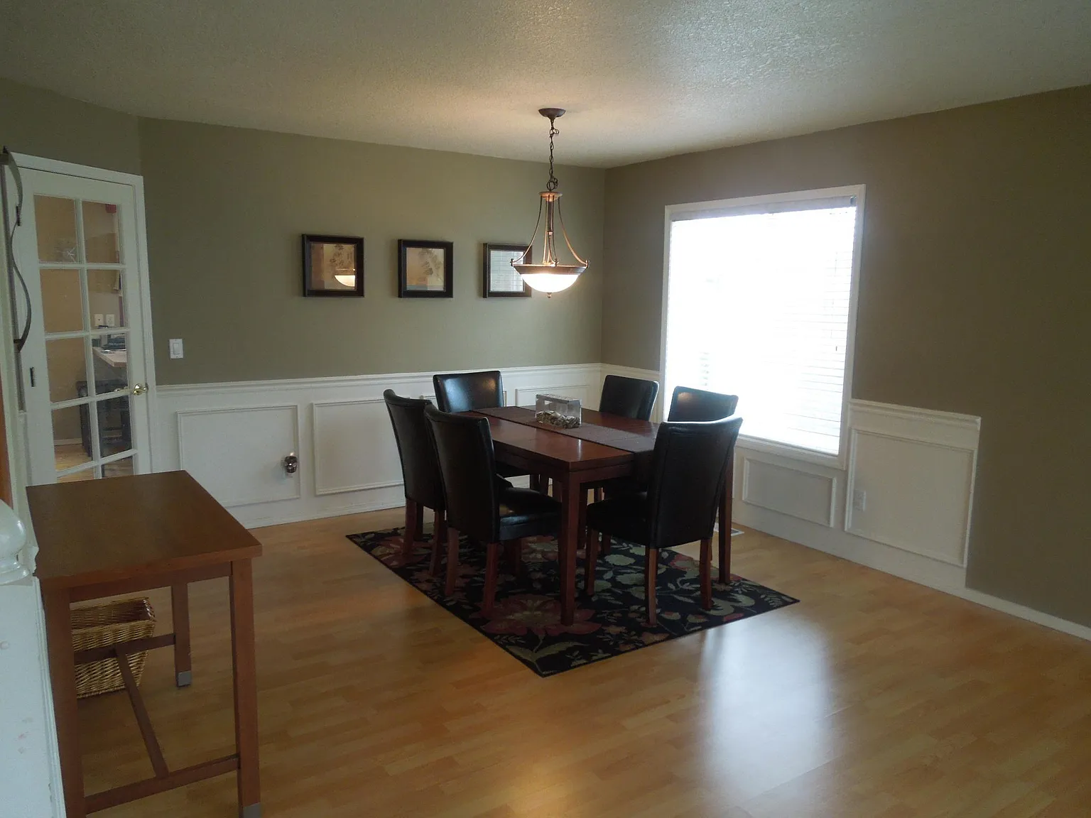 4 bed, 2.5 bath, 1993 sqft, $3,150 — Photo 3