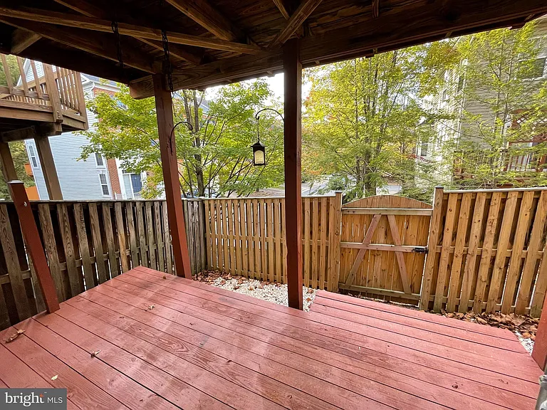 4106 Hazelwood Ct — Photo 20
