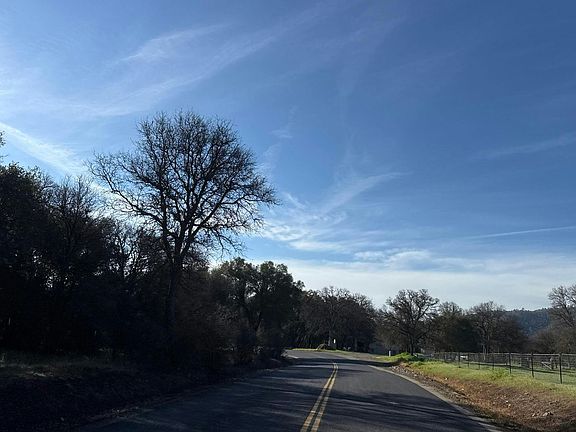 5th image of 4614 Yaqui Gulch Rd