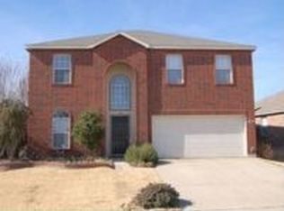 1105 Pine Ridge Rd, Roanoke, TX 76262