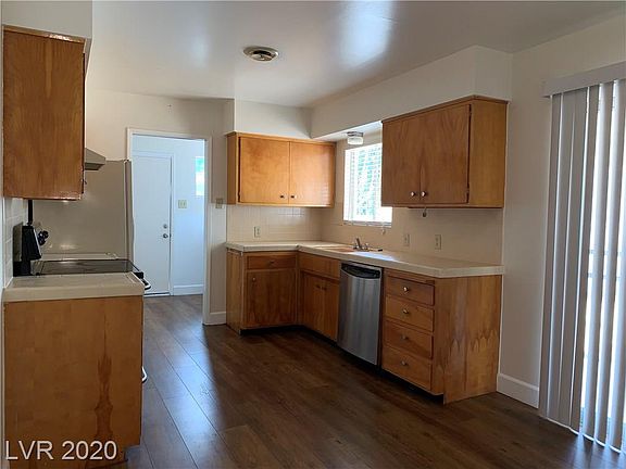 4th image of 620 Northridge Dr