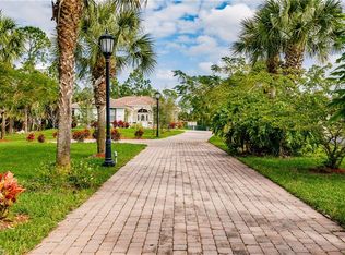 1360 13th St SW, Naples, FL 34117