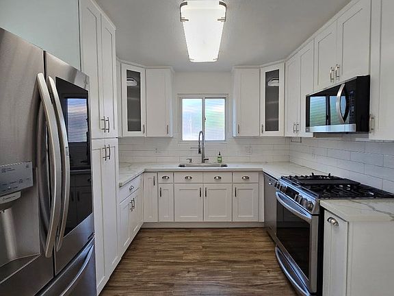 4th image of 4838 E Weldon Ave