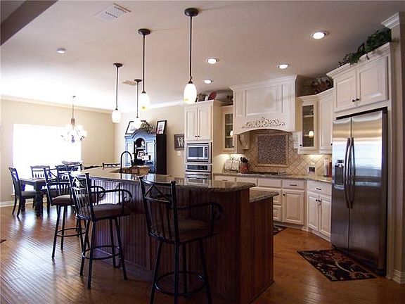 4th image of 533 Benelli Dr