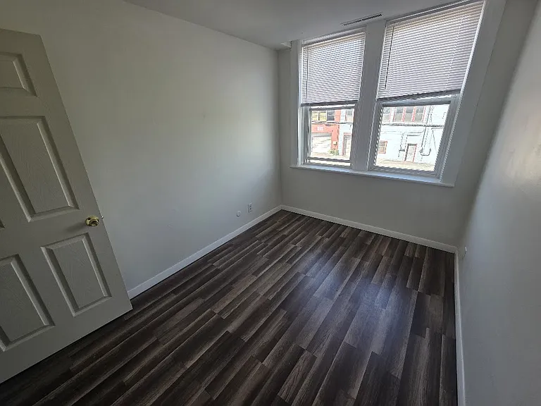 Bedroom #1