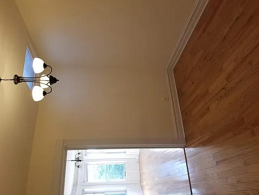 Rented by Max & Associates Realty Corp | media 7