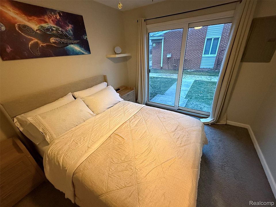 8066 Coventry St, photo 10