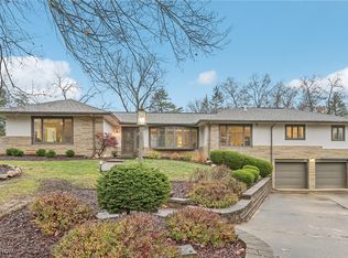 1280 East Dr, Zanesville, OH 43701