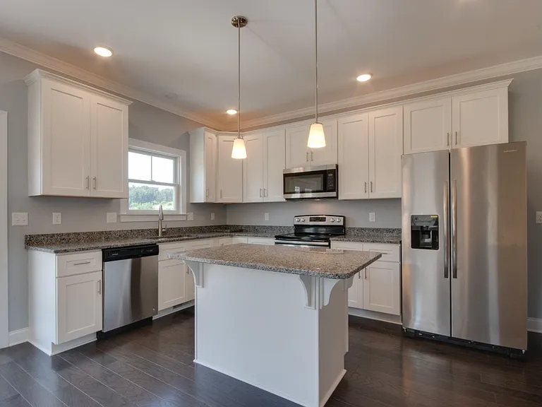 2844 Belgian Dr — Photo 2