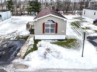 15 Chelsey Ln, Cheboygan, MI 49721