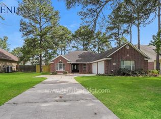 12106 Walden Rd, Montgomery, TX 77356