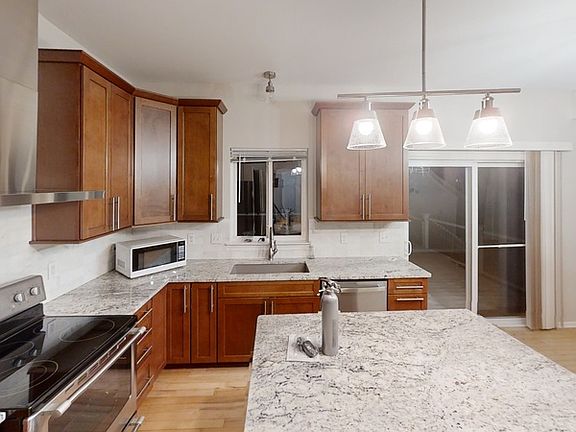 3rd image of 10156 E Avondale Cir