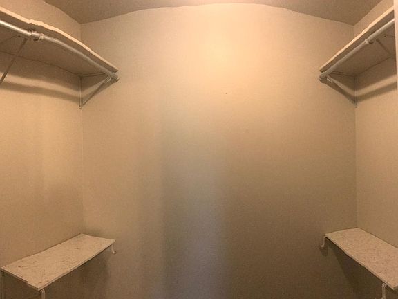 Walk-in Closet for Bedroom I