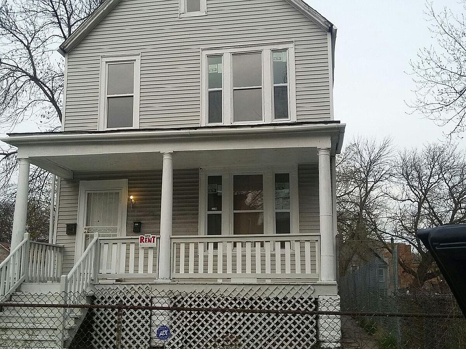 1st image of 7423 S Kenwood Ave #2