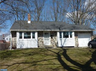 204 Sussex Dr, Lindenwold, NJ
