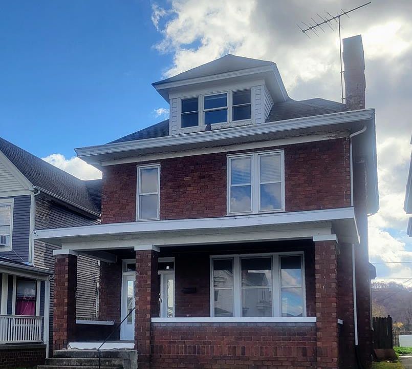 1st image of 1738 5th St