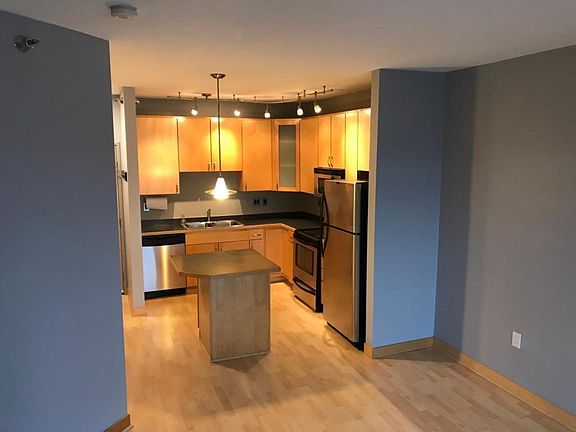 5th image of 2600 University Ave SE APT 209