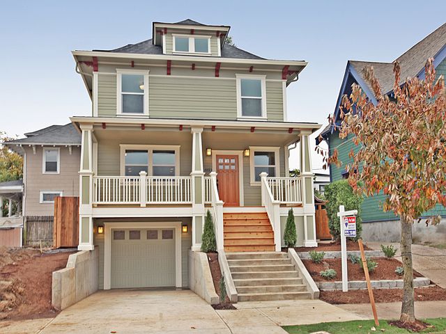 Beautiful Portland Foursquare