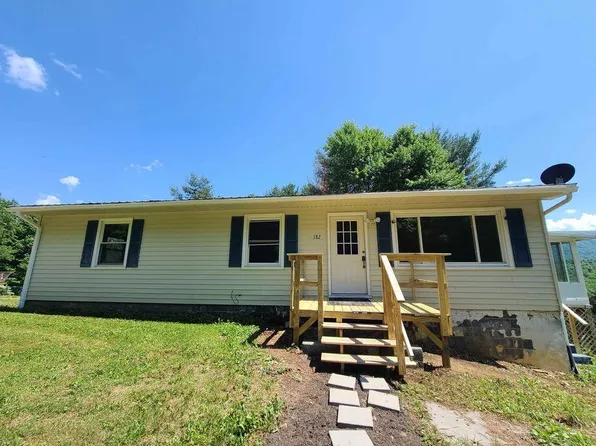 182 Delp St, Bluefield, VA 24605