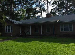 2120 Avenue Q, Huntsville, TX 77340