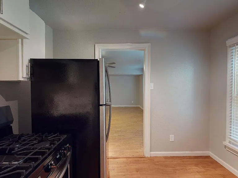 4515 Junius St — Photo 21