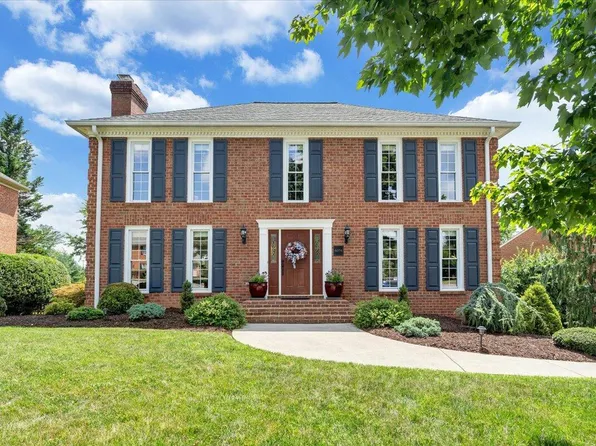 4694 Kettering Ct, Roanoke, VA 24018