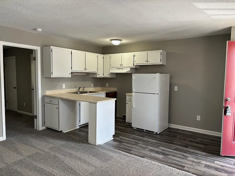 235 E Dameron Ave #X — Photo 17