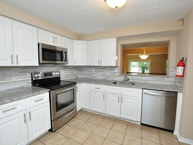 23 Waterview Ct — Photo 3