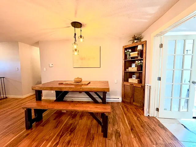3 bed, 1.5 bath, 1568 sqft, $2,400 — Photo 4