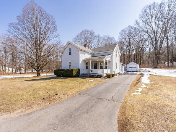 346 East St, Easthampton, MA 01027