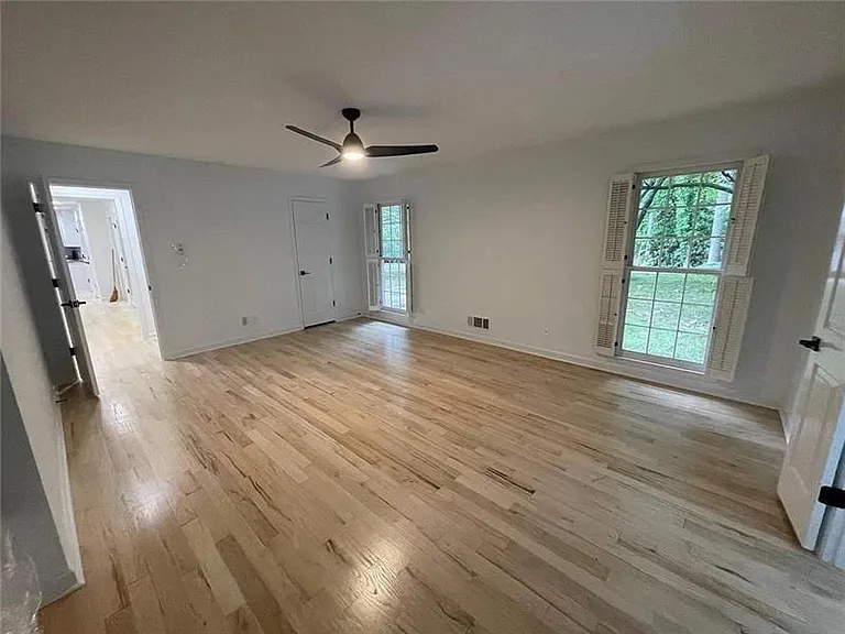 160 Boxelder Ln — Photo 12