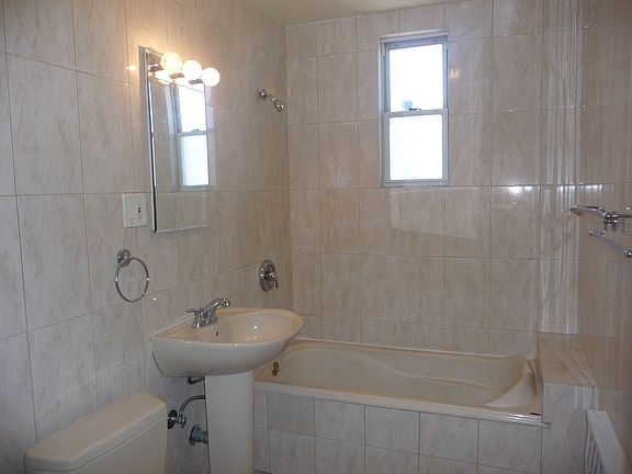 4th image of 2115 E 34th St #2