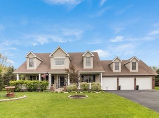 2029 Bernadette Ln, Yorkville, IL 60560